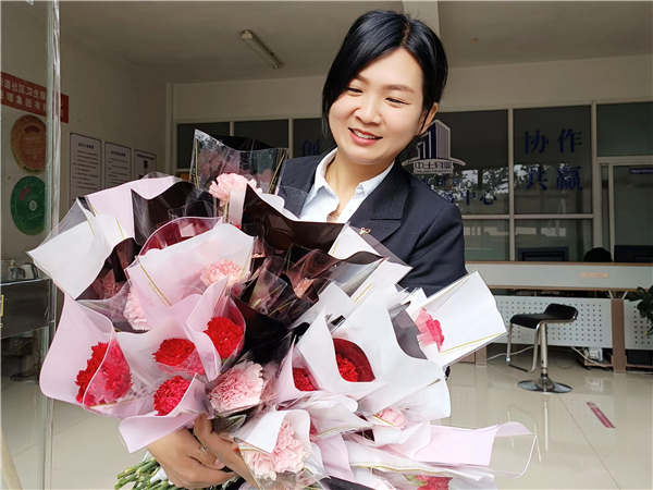 以愛(ài)之名 溫暖相伴——中土物業(yè)母親節(jié)活動(dòng)精彩回顧