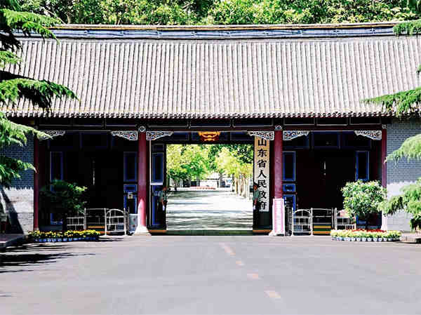 山東省省直機(jī)關(guān)后勤服務(wù)保障中心職工餐廳物業(yè)服務(wù)項(xiàng)目1_副本